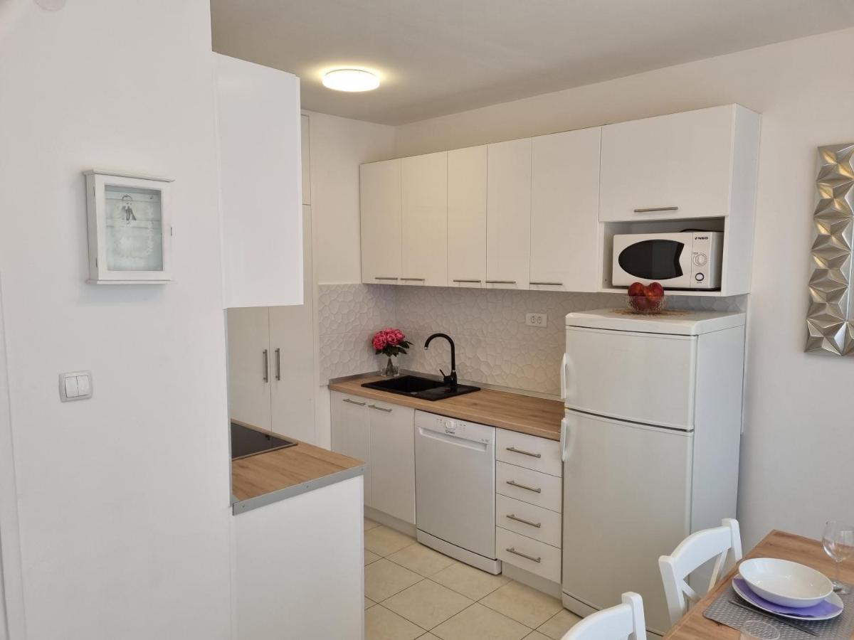Babylu Apartman ザダル エクステリア 写真
