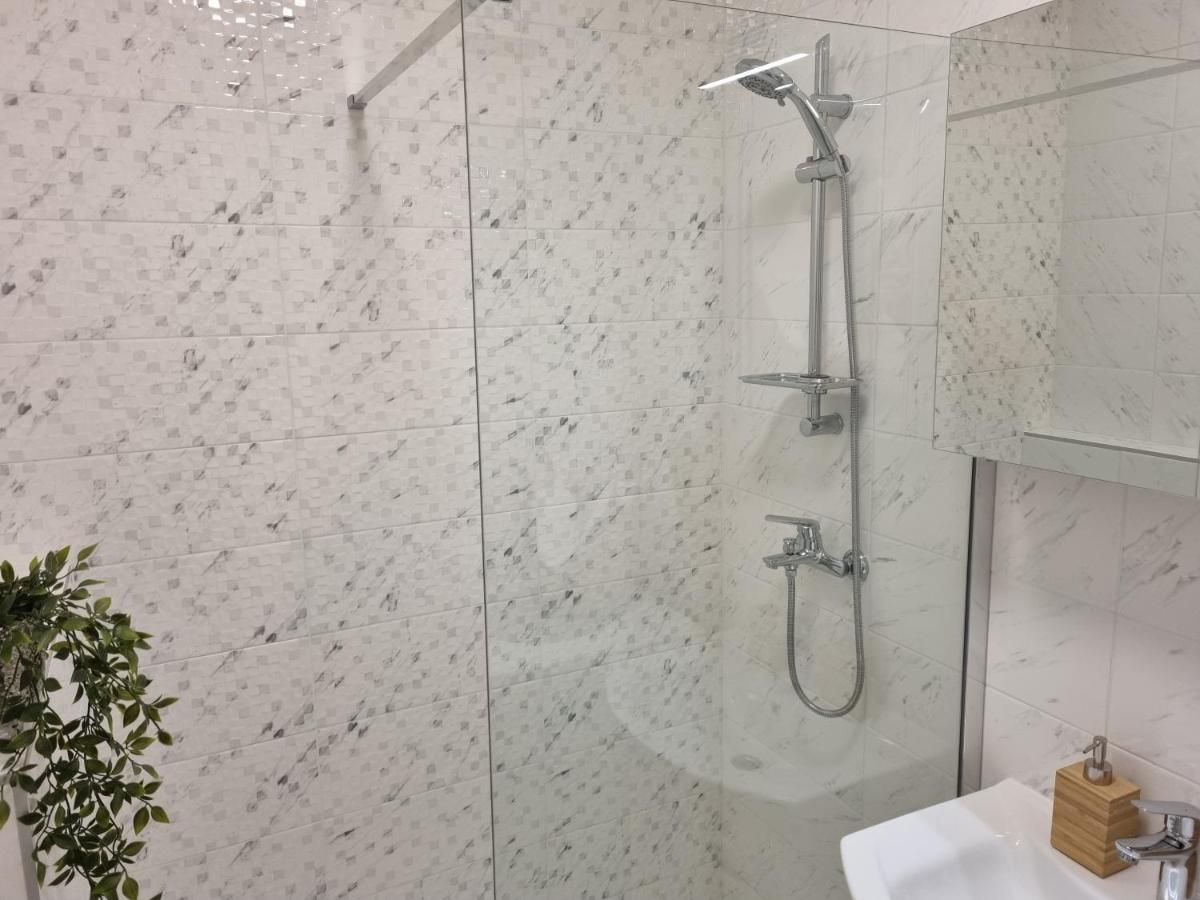 Babylu Apartman ザダル エクステリア 写真